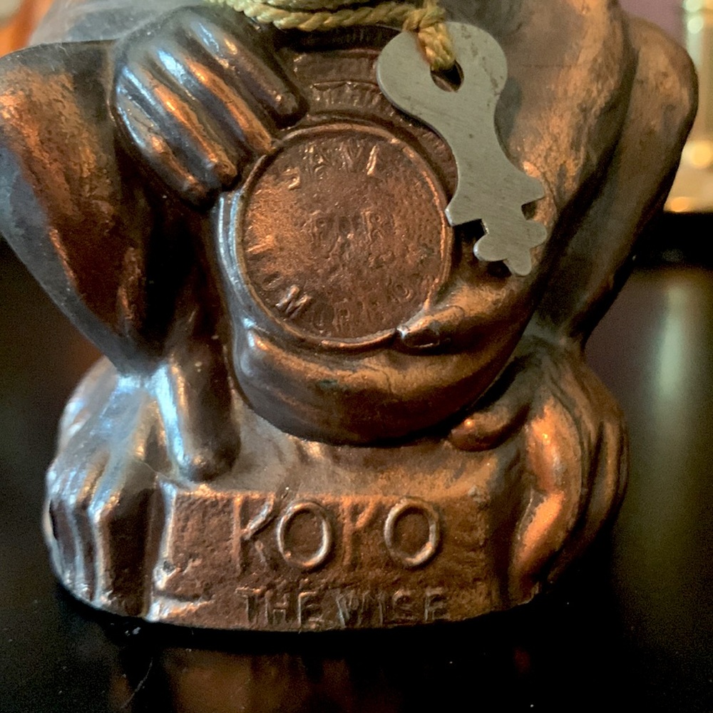 KOKO THE WISE Street Vender w/ Fez VINTAGE Bronze like metal Coin Bank - Picture 3 of 9